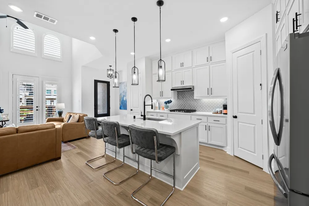 8117 Legacy Oak Drive McKinney, TX 75071
