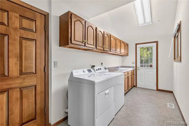 9967 Falcon Creek Drive Highlands Ranch, CO 80130