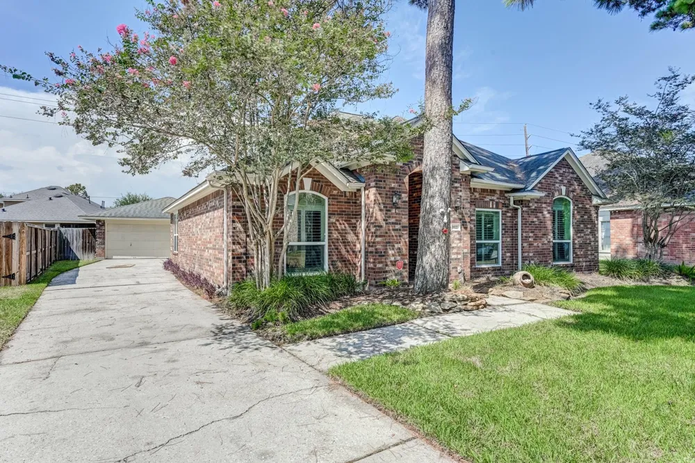 19227 Hikers Trail Drive Humble, TX 77346