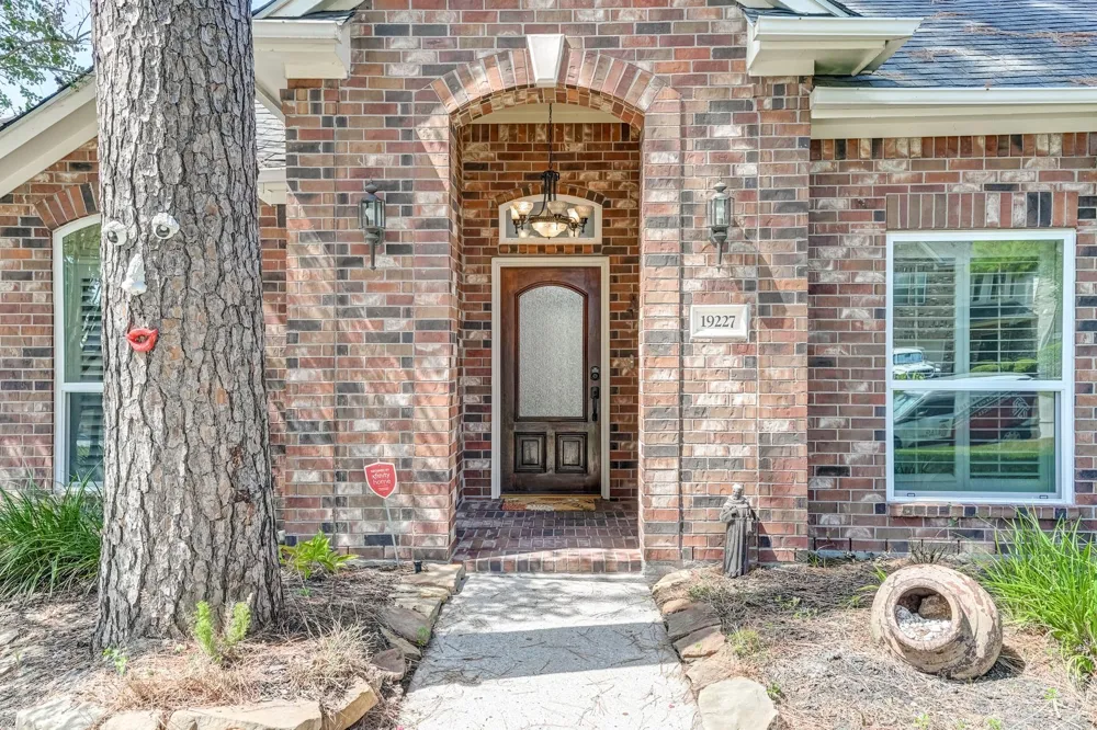19227 Hikers Trail Drive Humble, TX 77346
