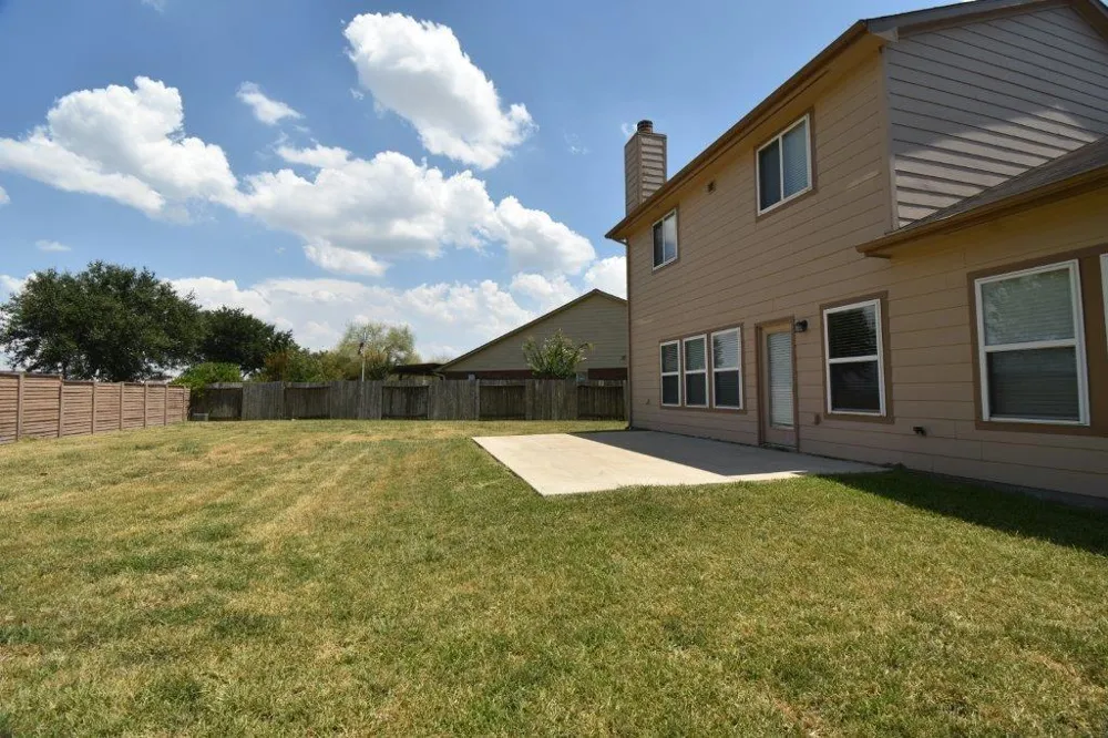 7027 Crockett Ridge Drive Richmond, TX 77406
