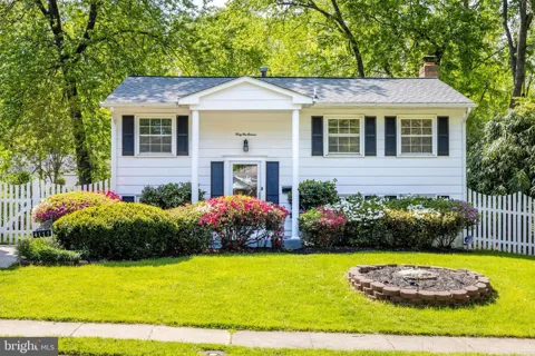 4111 HEMINGWAY DRIVE