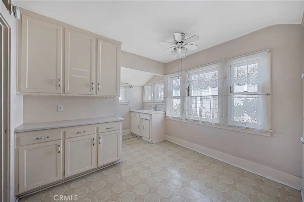513 Palm Alhambra, CA 91801