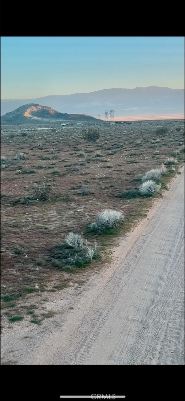 Waalew Lucerne Valley, CA 92356