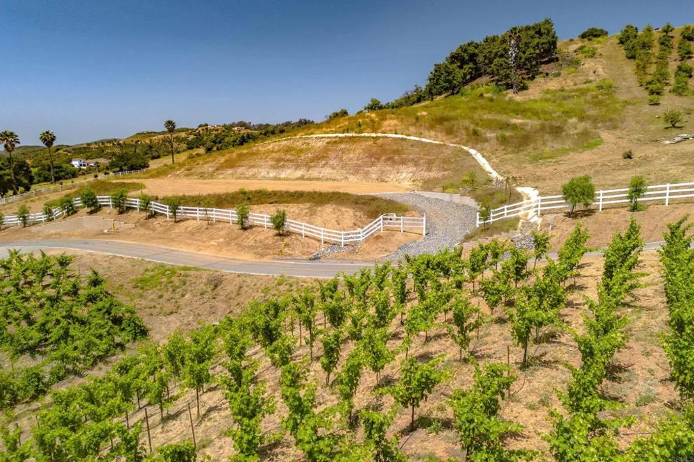 44867 Via Horca Temecula, CA 92590