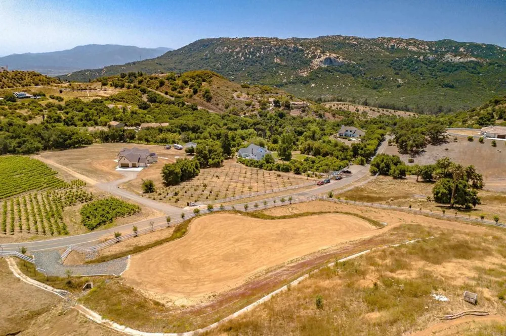 44867 Via Horca Temecula, CA 92590