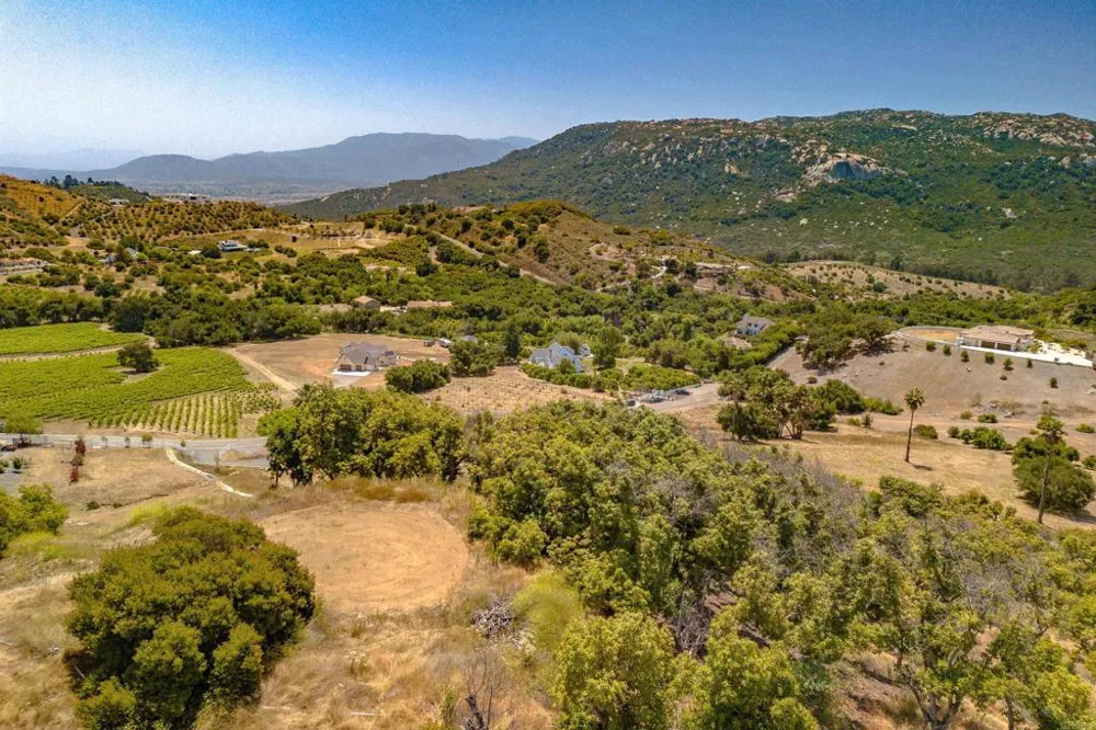 44867 Via Horca Temecula, CA 92590