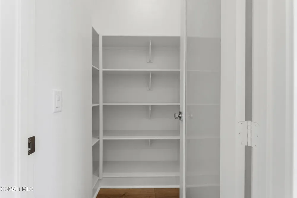 24582 Camino Canoa Valencia, CA 91354