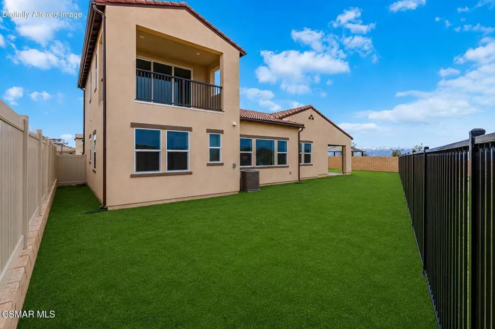 24582 Camino Canoa Valencia, CA 91354