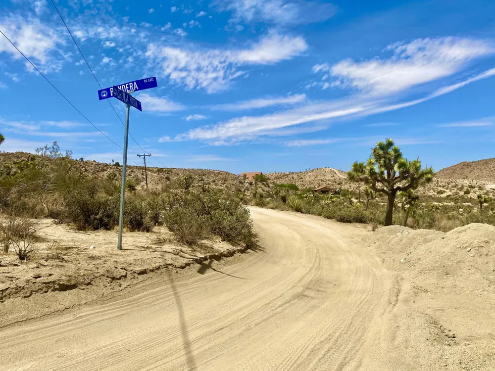 104 Bandera Road Yucca Valley, CA 92284