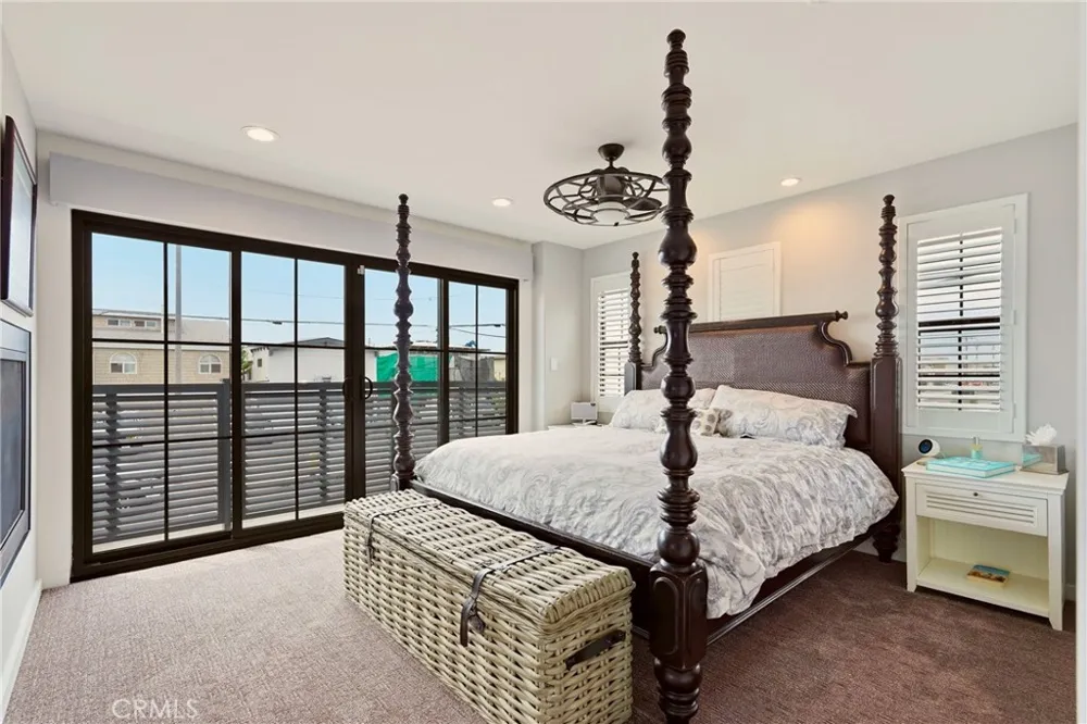 2650 Hermosa Avenue Hermosa Beach, CA 90254