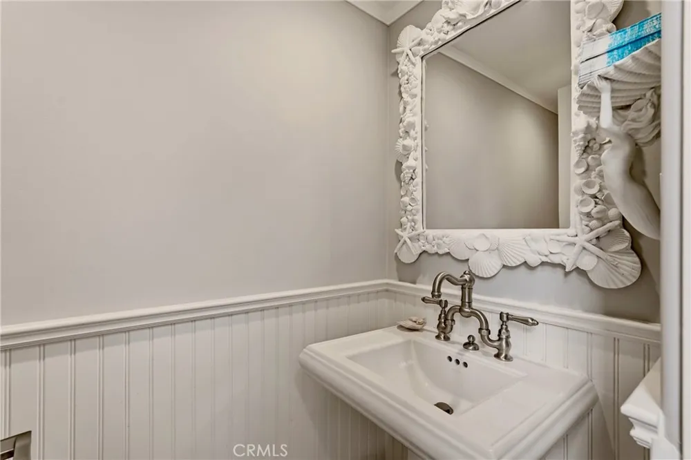 2650 Hermosa Avenue Hermosa Beach, CA 90254