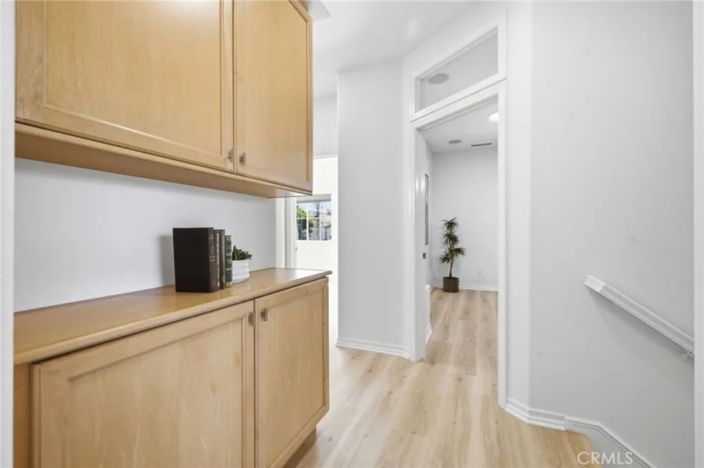 12920 Mackenzie Tustin, CA 92782