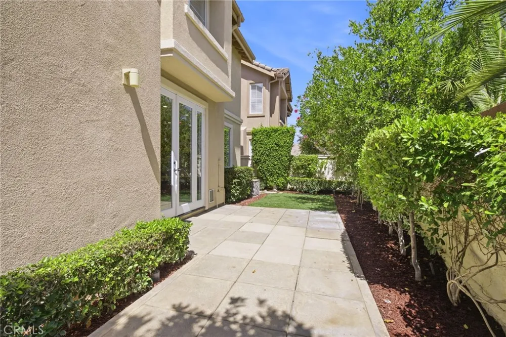 12920 Mackenzie Tustin, CA 92782