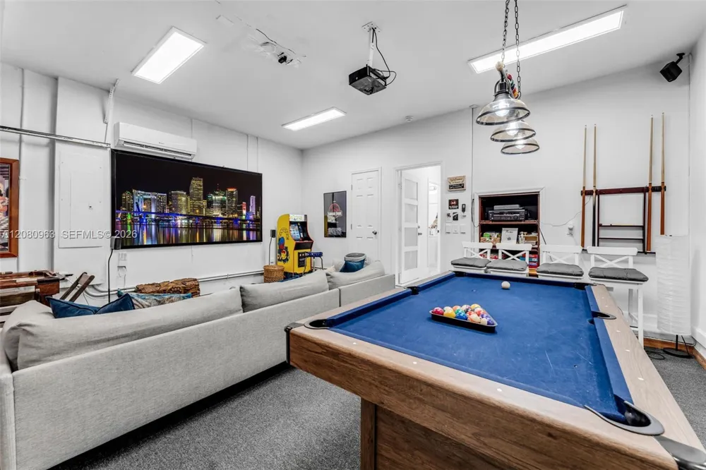 15740 SW 141st St Miami, FL 33196
