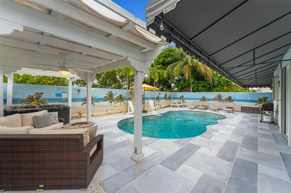15740 SW 141st St Miami, FL 33196