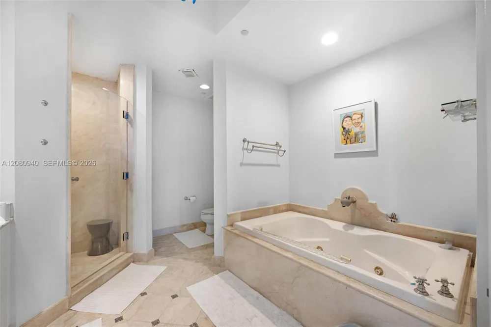 100 S Pointe Dr #1709 Miami Beach, FL 33139