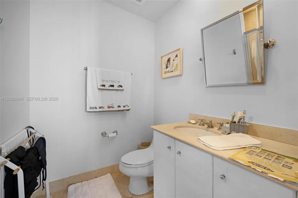 100 S Pointe Dr #1709 Miami Beach, FL 33139