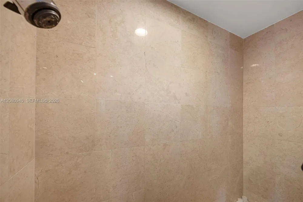 100 S Pointe Dr #1709 Miami Beach, FL 33139