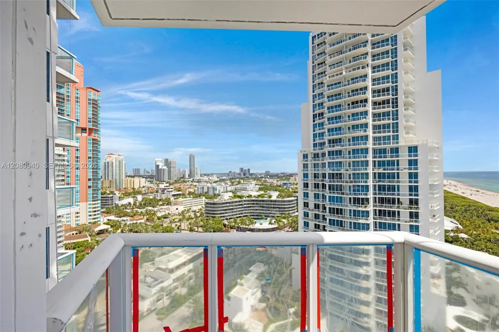 100 S Pointe Dr #1709 Miami Beach, FL 33139