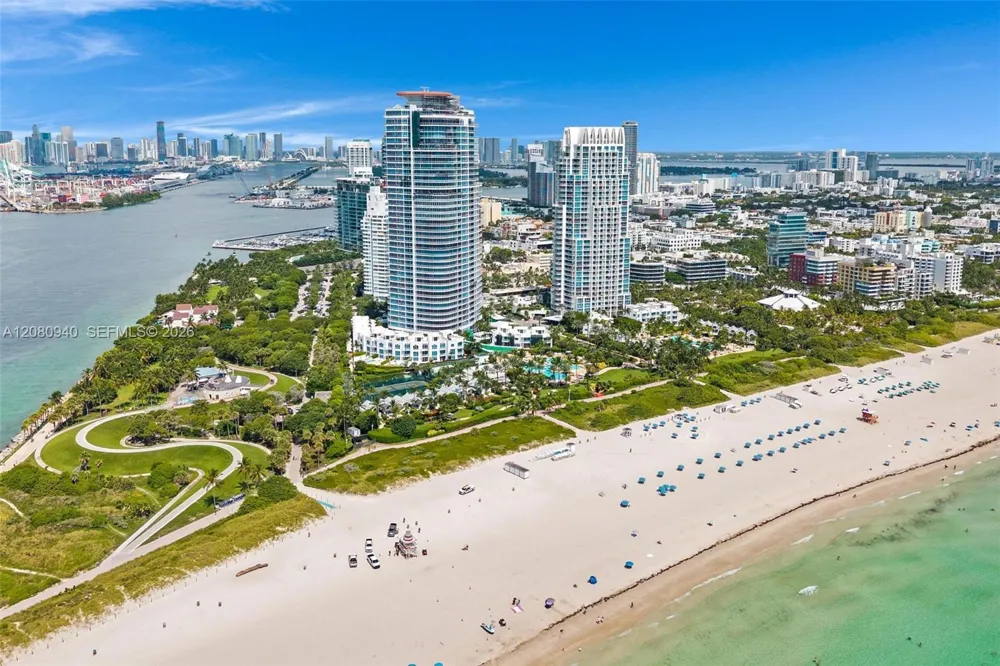 100 S Pointe Dr #1709 Miami Beach, FL 33139