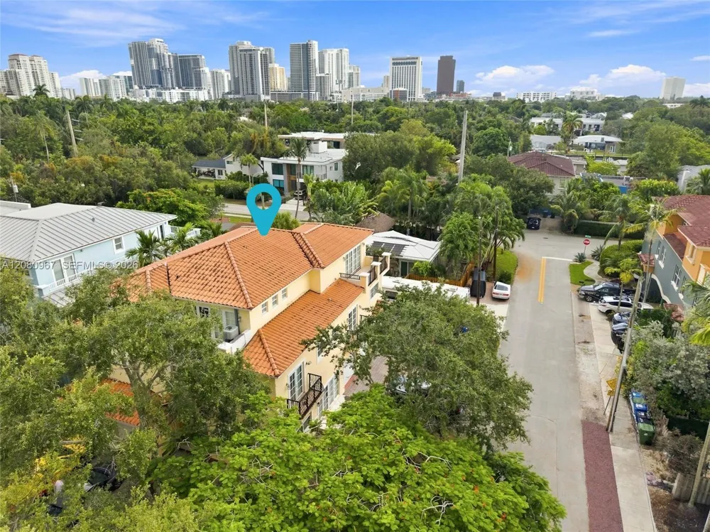 913 SW 8th St #2 Fort Lauderdale, FL 33315