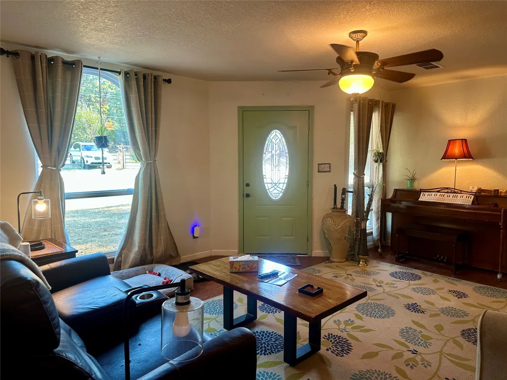 2105 W Mockingbird Lane Durant, OK 74701