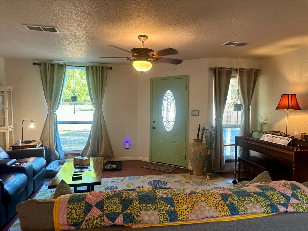 2105 W Mockingbird Lane Durant, OK 74701