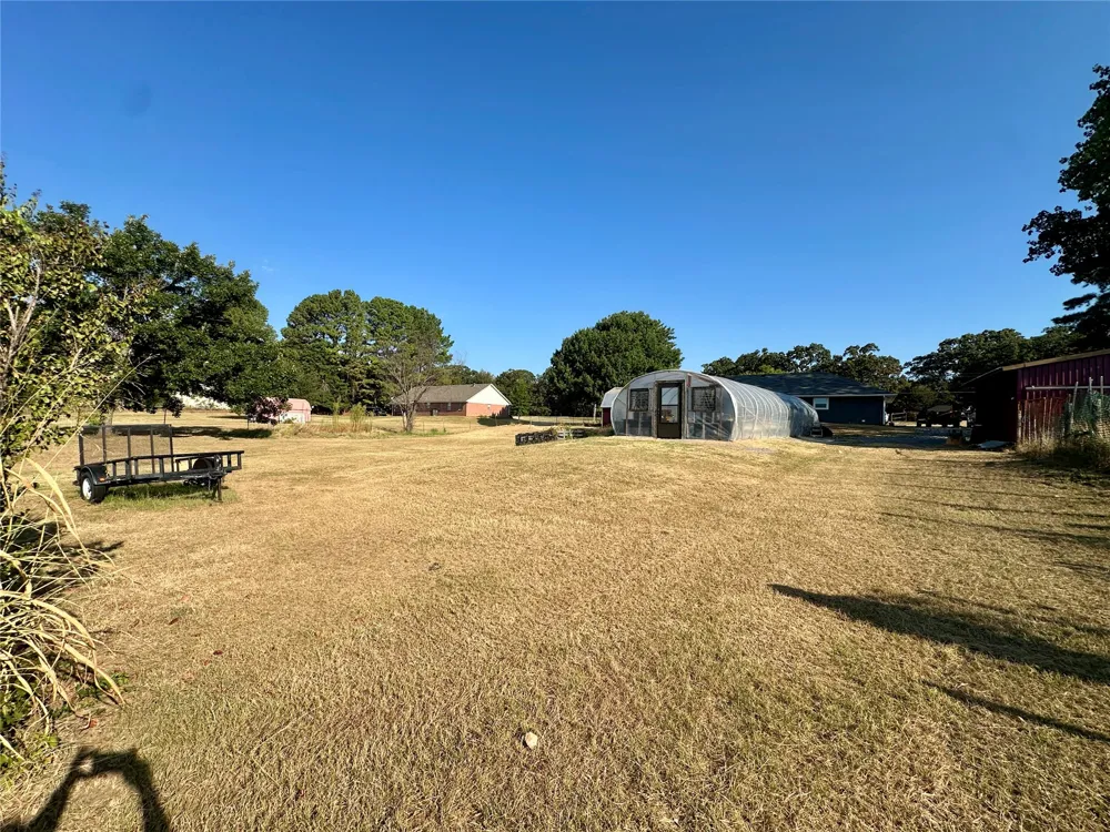 2105 W Mockingbird Lane Durant, OK 74701