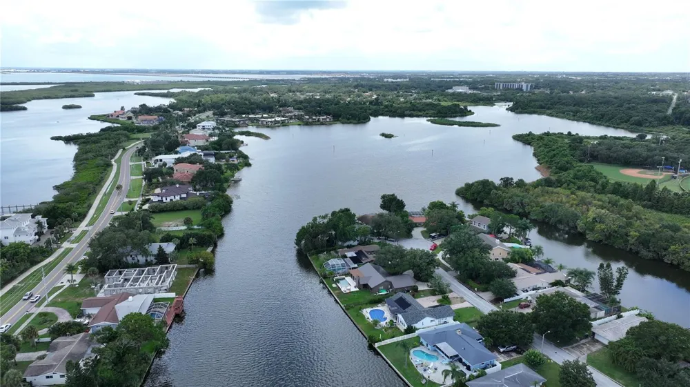 560 7TH STREET S Safety Harbor, FL 34695