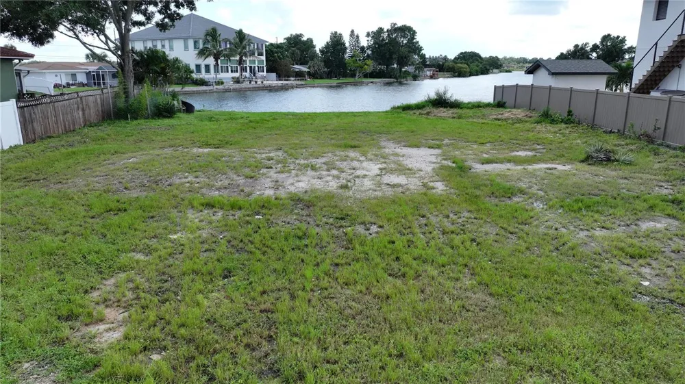 560 7TH STREET S Safety Harbor, FL 34695