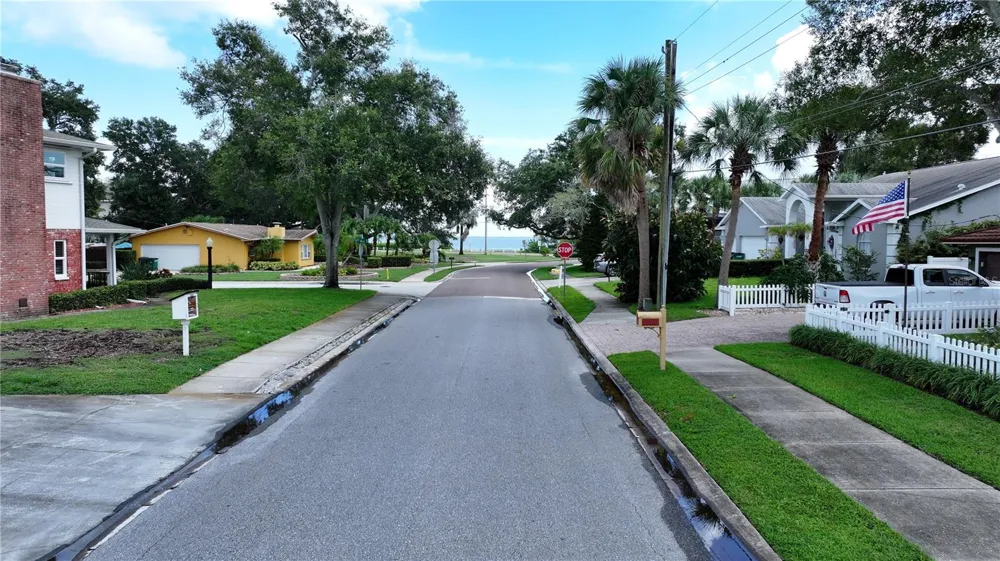 560 7TH STREET S Safety Harbor, FL 34695