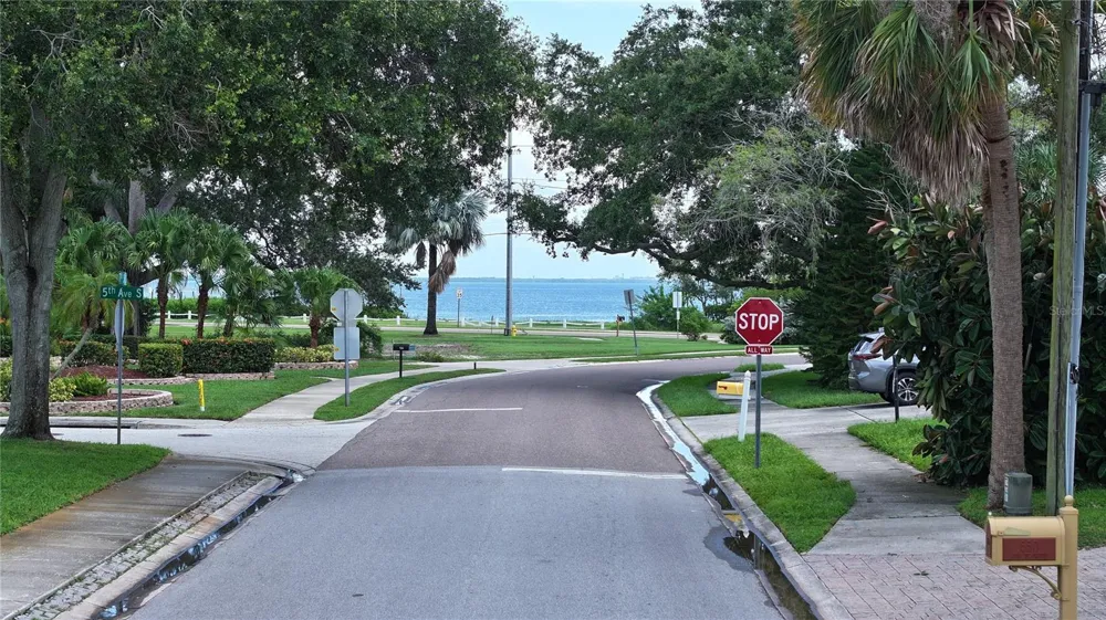 560 7TH STREET S Safety Harbor, FL 34695