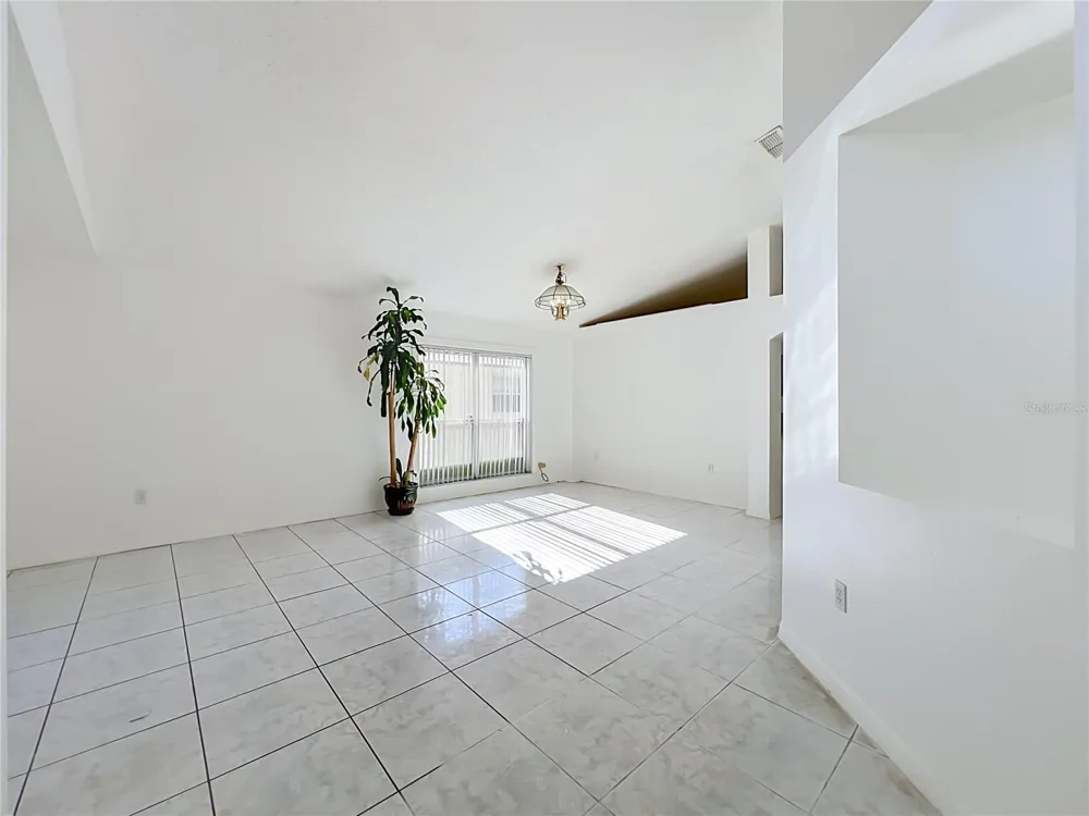 11781 HATCHER CIRCLE Orlando, FL 32824