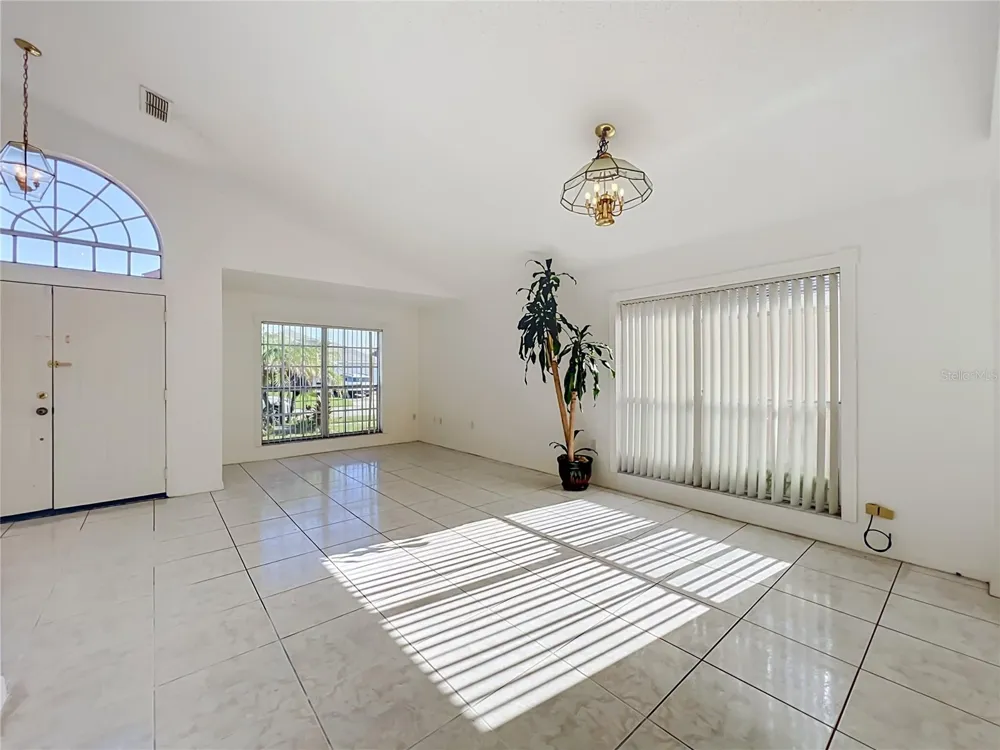 11781 HATCHER CIRCLE Orlando, FL 32824