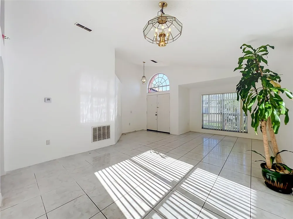 11781 HATCHER CIRCLE Orlando, FL 32824