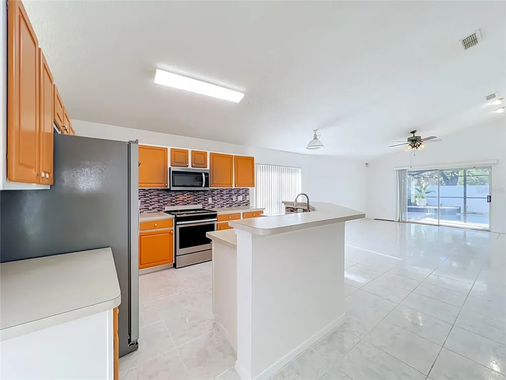 11781 HATCHER CIRCLE Orlando, FL 32824