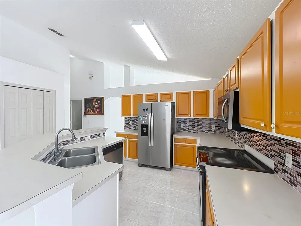 11781 HATCHER CIRCLE Orlando, FL 32824