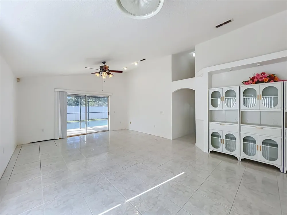 11781 HATCHER CIRCLE Orlando, FL 32824
