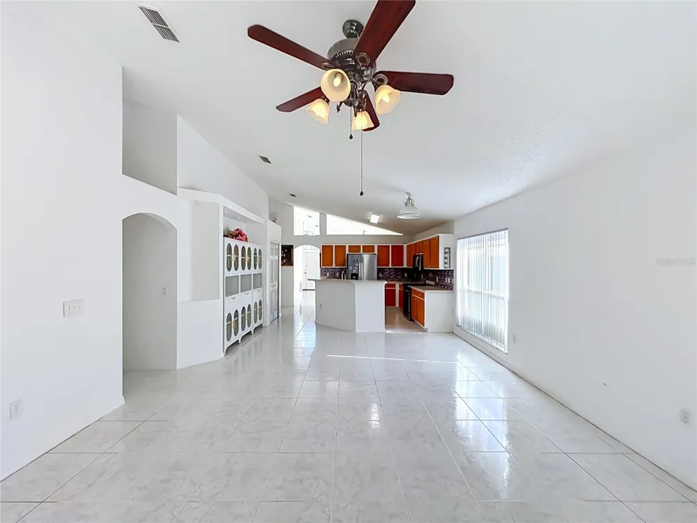 11781 HATCHER CIRCLE Orlando, FL 32824