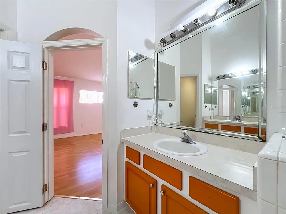 11781 HATCHER CIRCLE Orlando, FL 32824