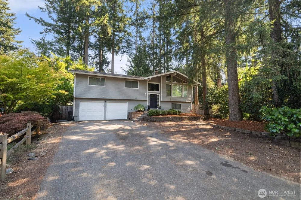 3331 SE Summer Place Port Orchard, WA 98366