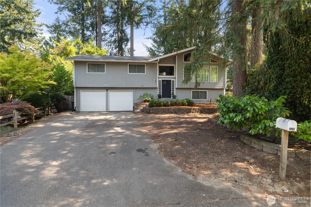 3331 SE Summer Place Port Orchard, WA 98366