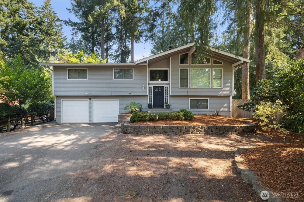 3331 SE Summer Place Port Orchard, WA 98366