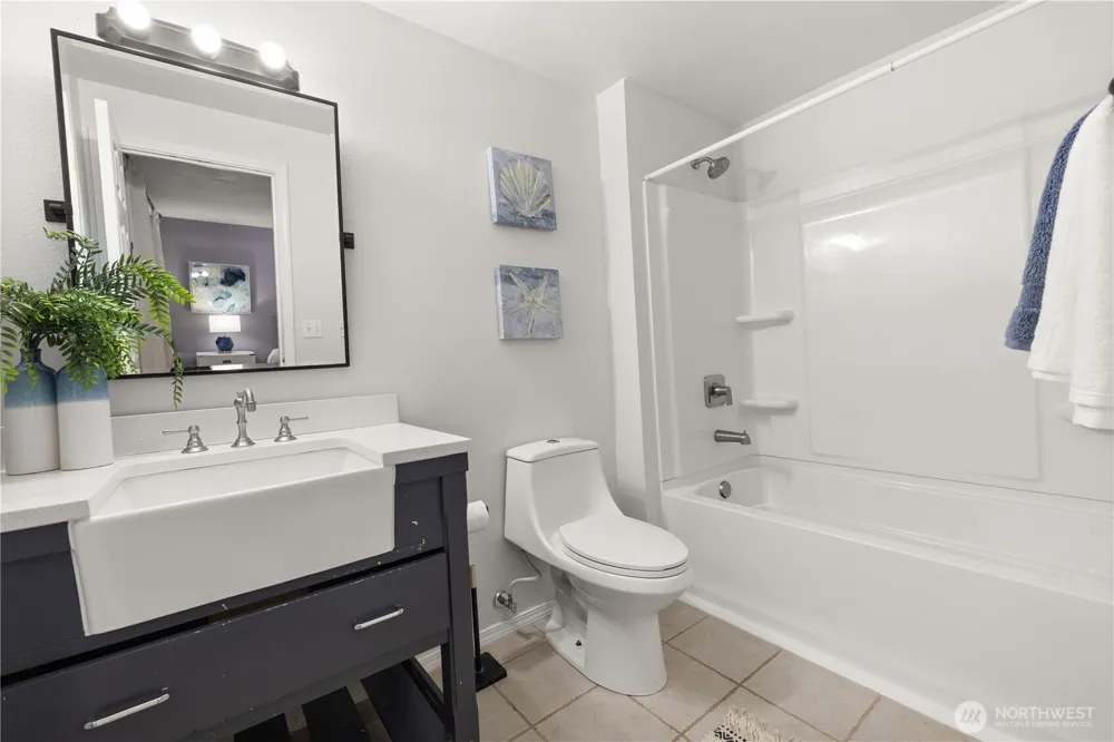 3331 SE Summer Place Port Orchard, WA 98366