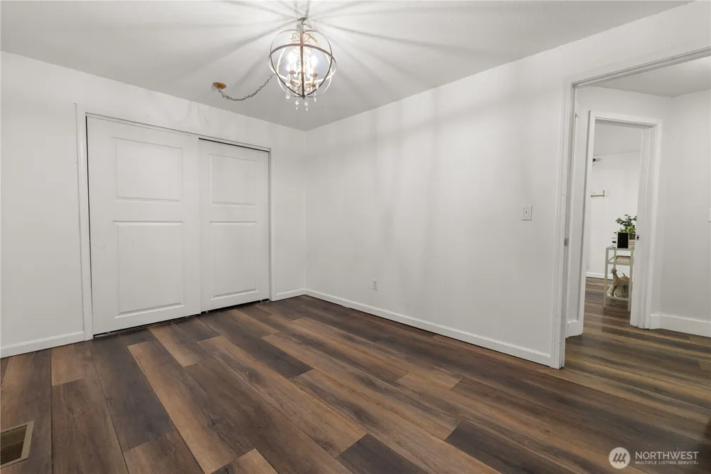 3331 SE Summer Place Port Orchard, WA 98366