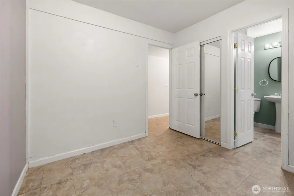 3331 SE Summer Place Port Orchard, WA 98366