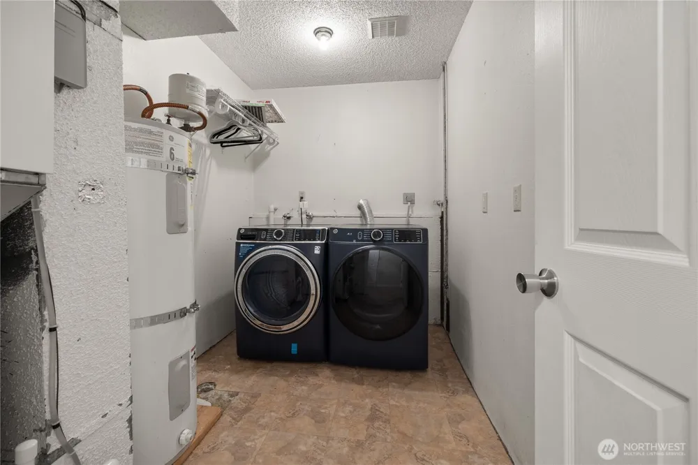 3331 SE Summer Place Port Orchard, WA 98366