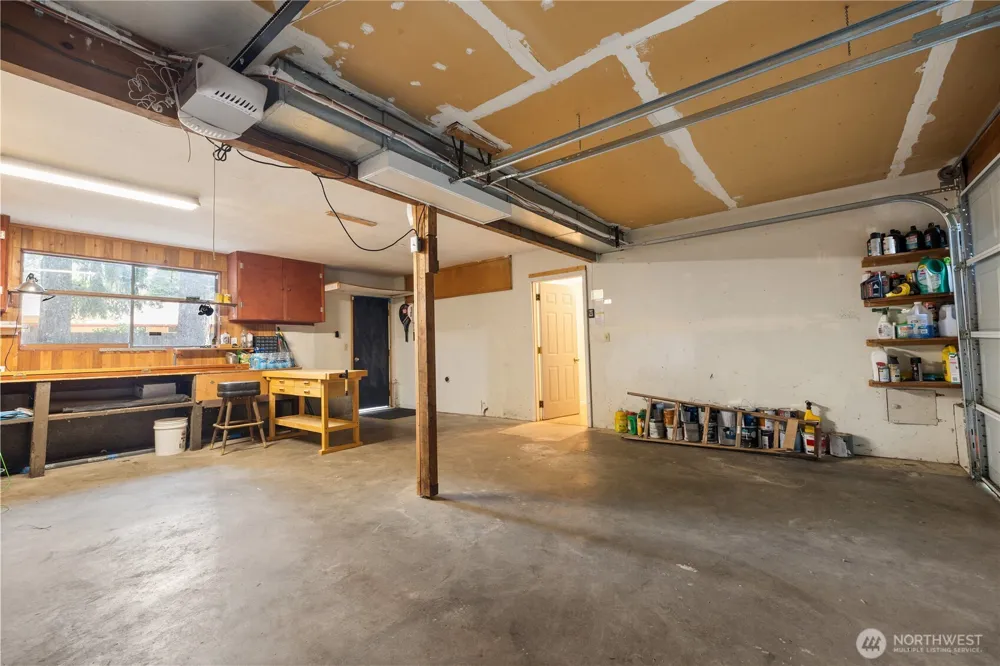 3331 SE Summer Place Port Orchard, WA 98366