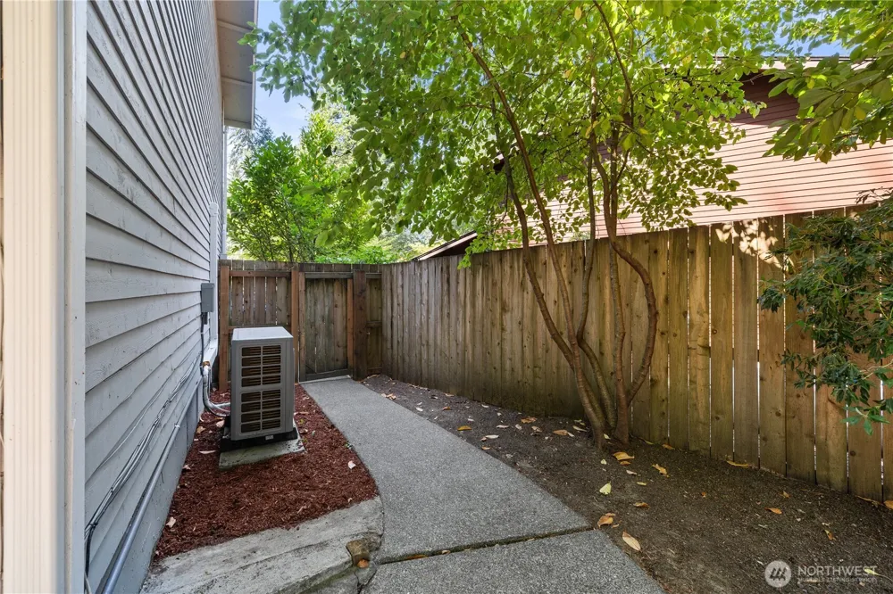 3331 SE Summer Place Port Orchard, WA 98366